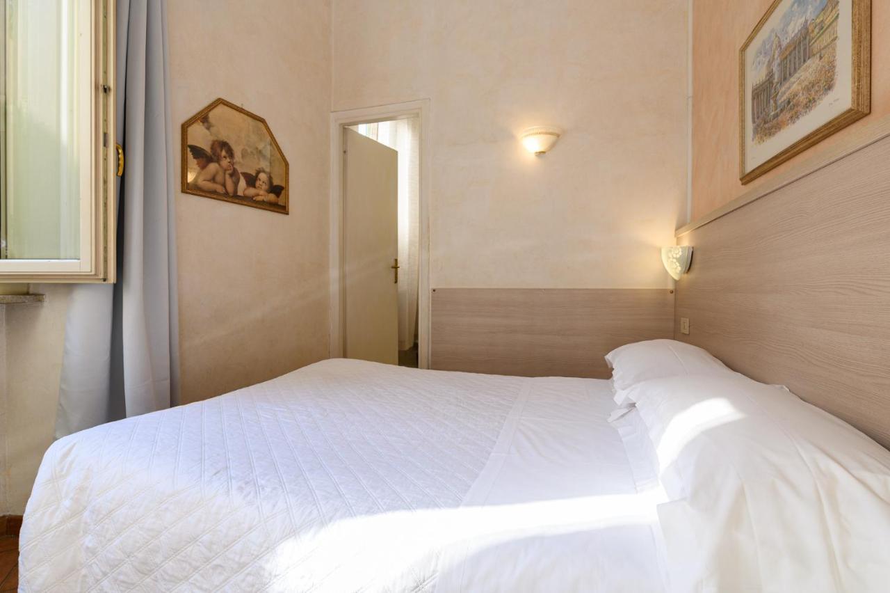 Hotel Julia Roma Eksteriør bilde