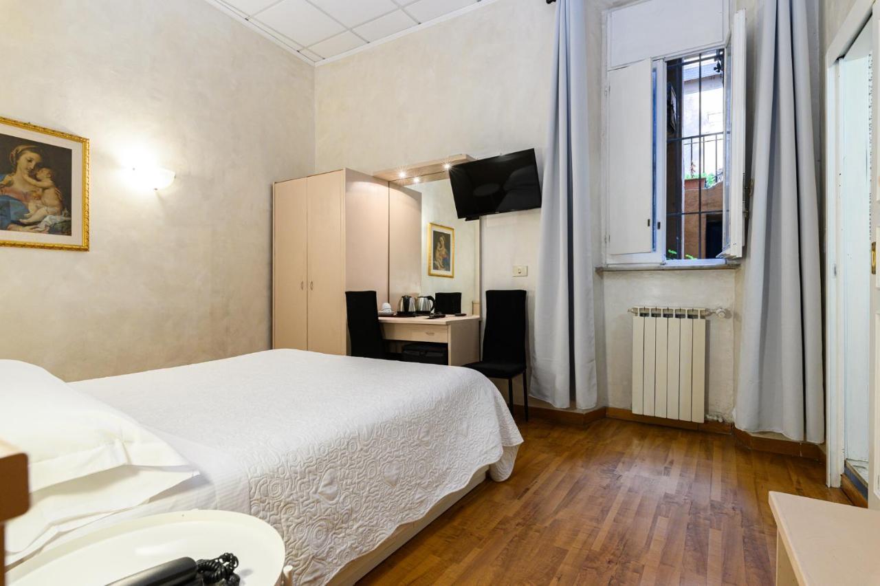 Hotel Julia Roma Eksteriør bilde