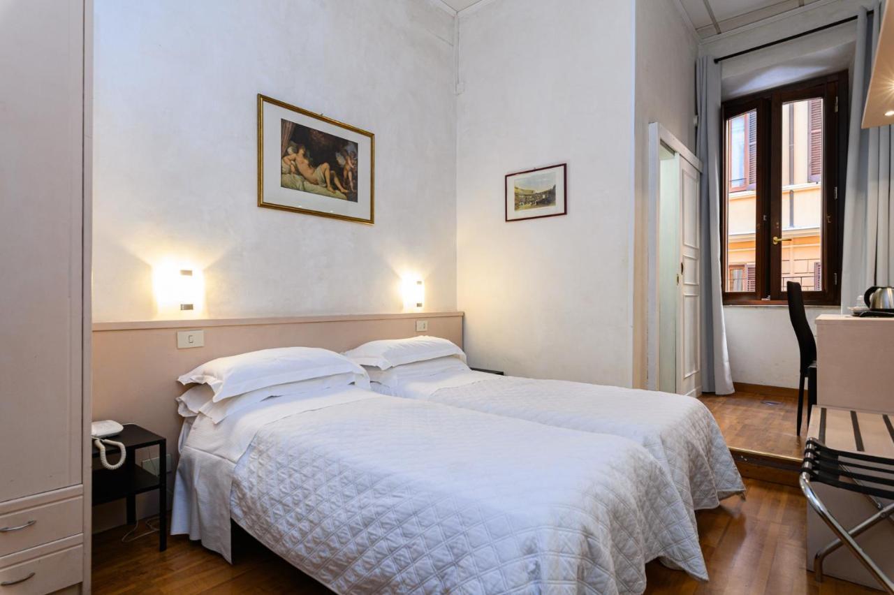 Hotel Julia Roma Eksteriør bilde