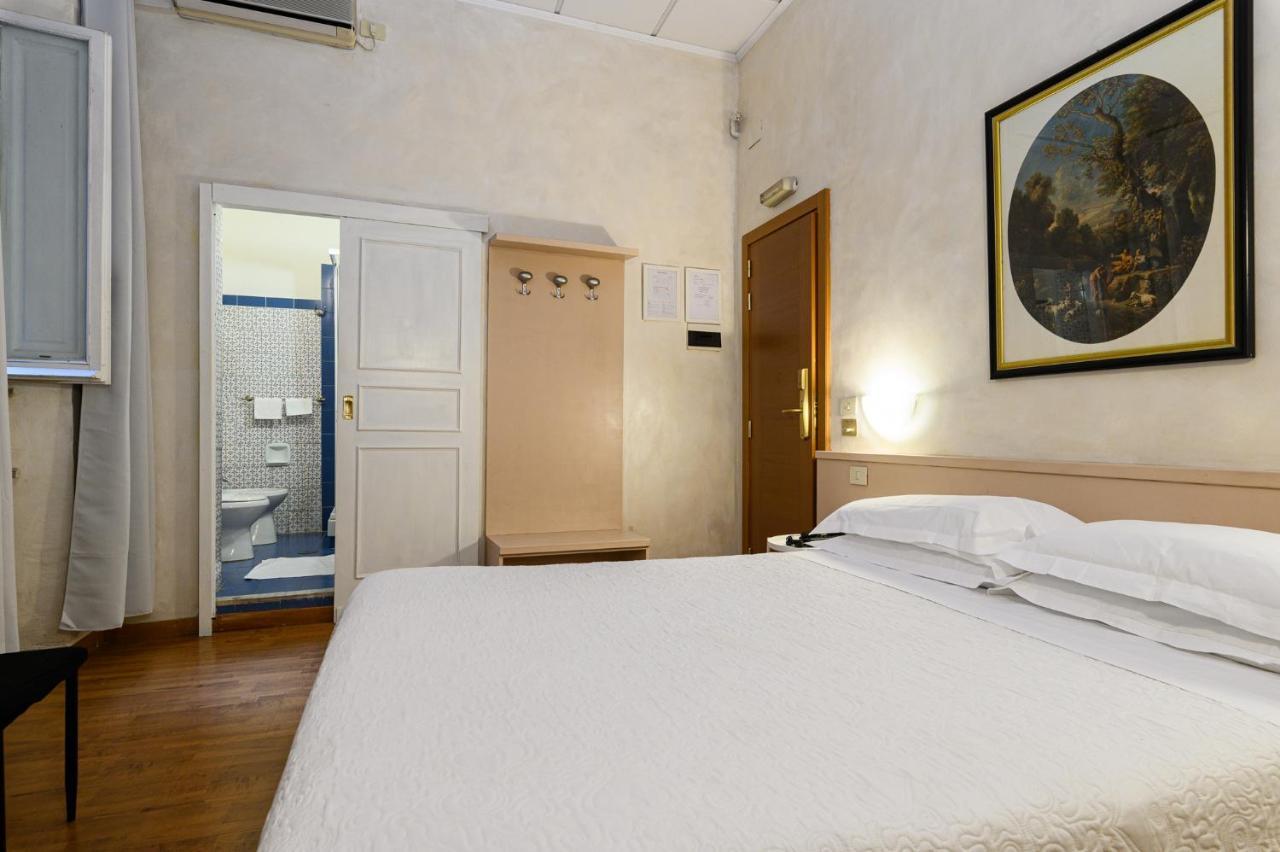 Hotel Julia Roma Eksteriør bilde