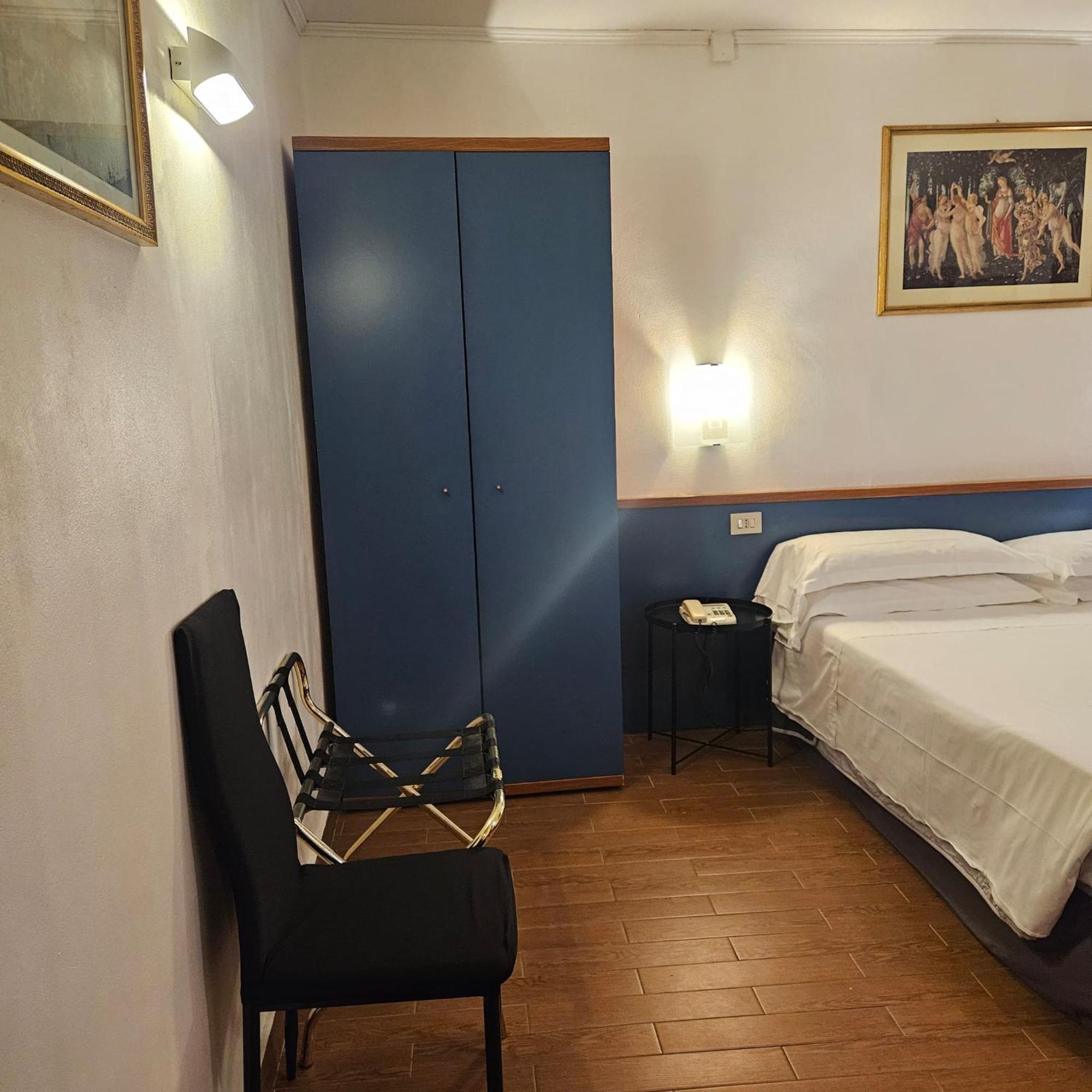 Hotel Julia Roma Eksteriør bilde
