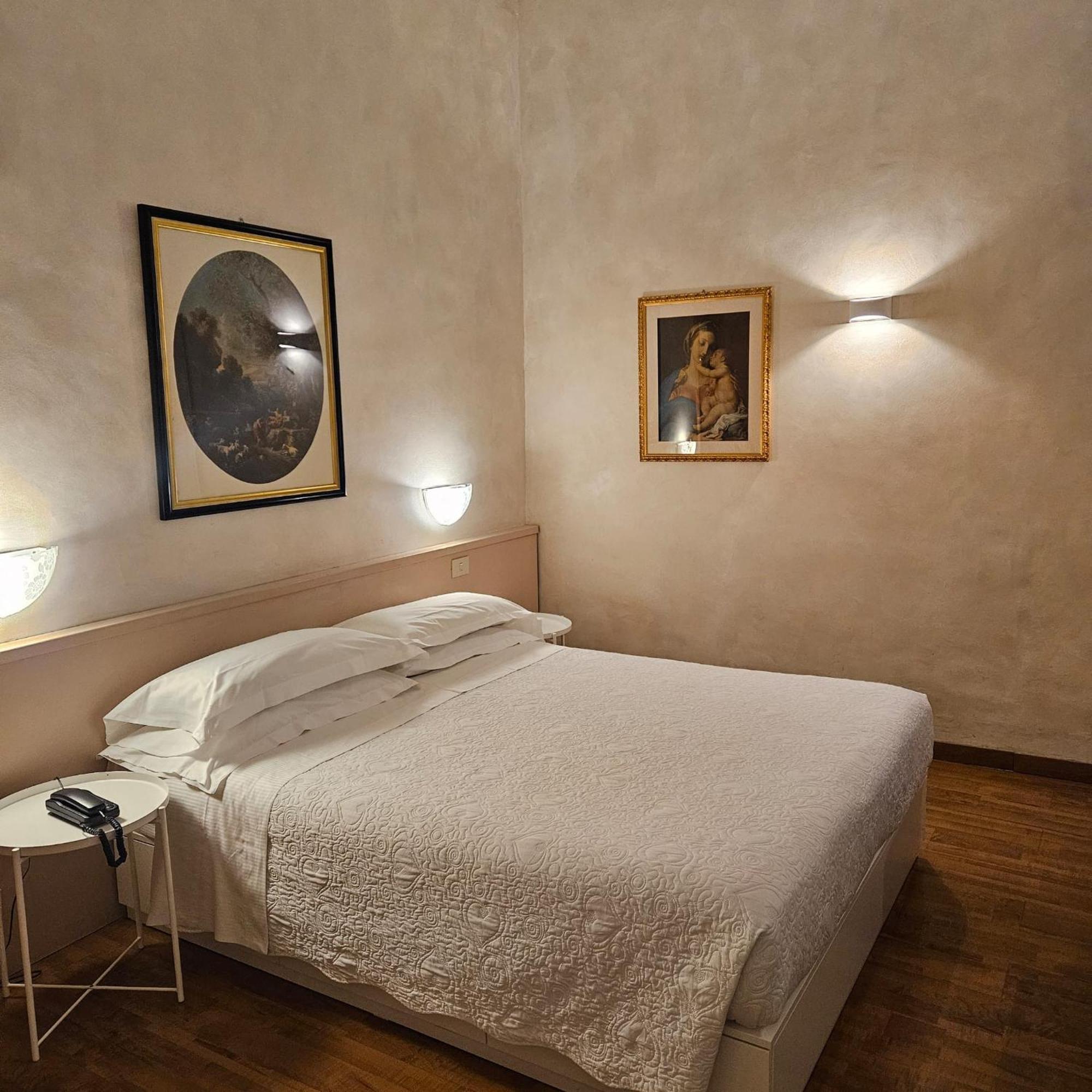 Hotel Julia Roma Eksteriør bilde