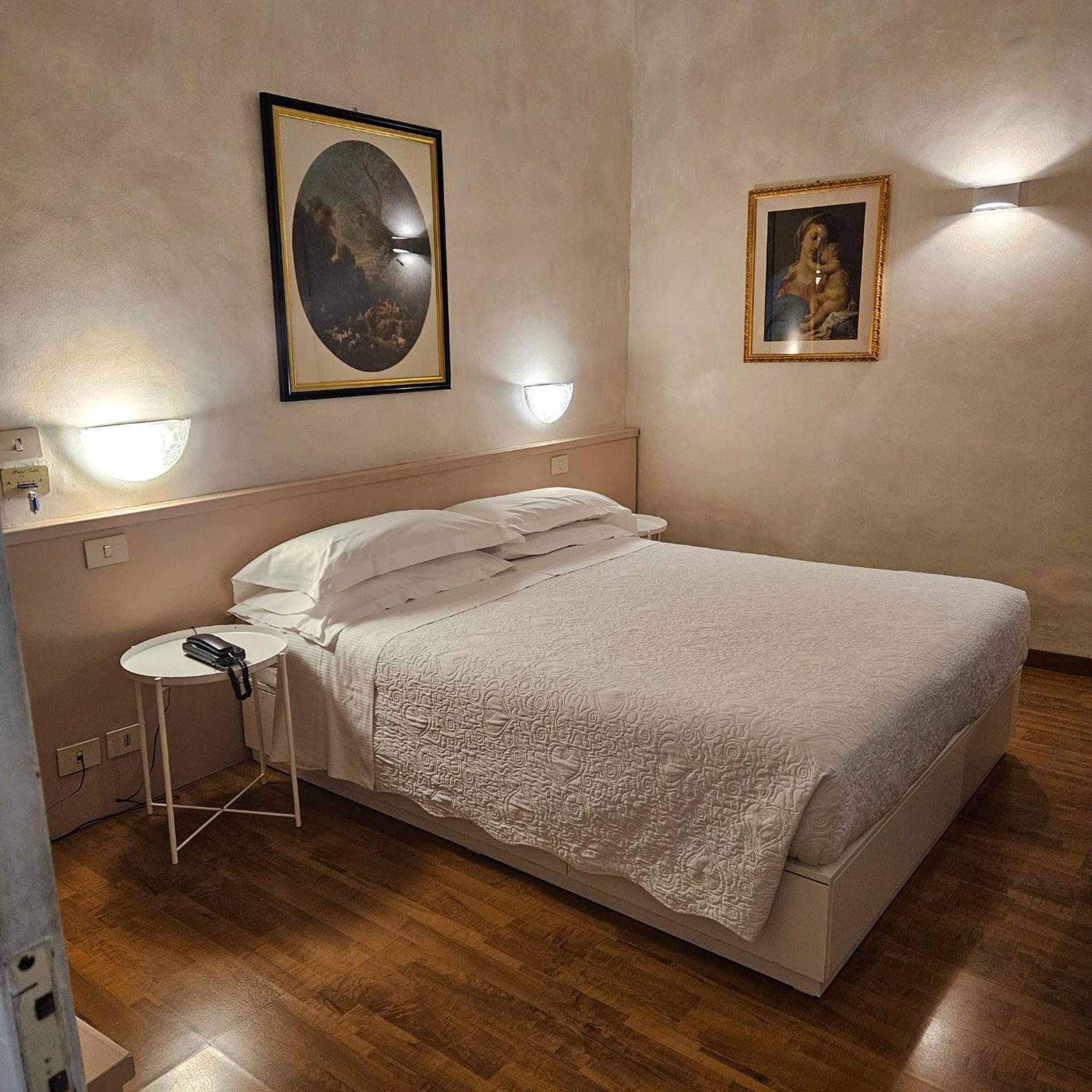 Hotel Julia Roma Eksteriør bilde