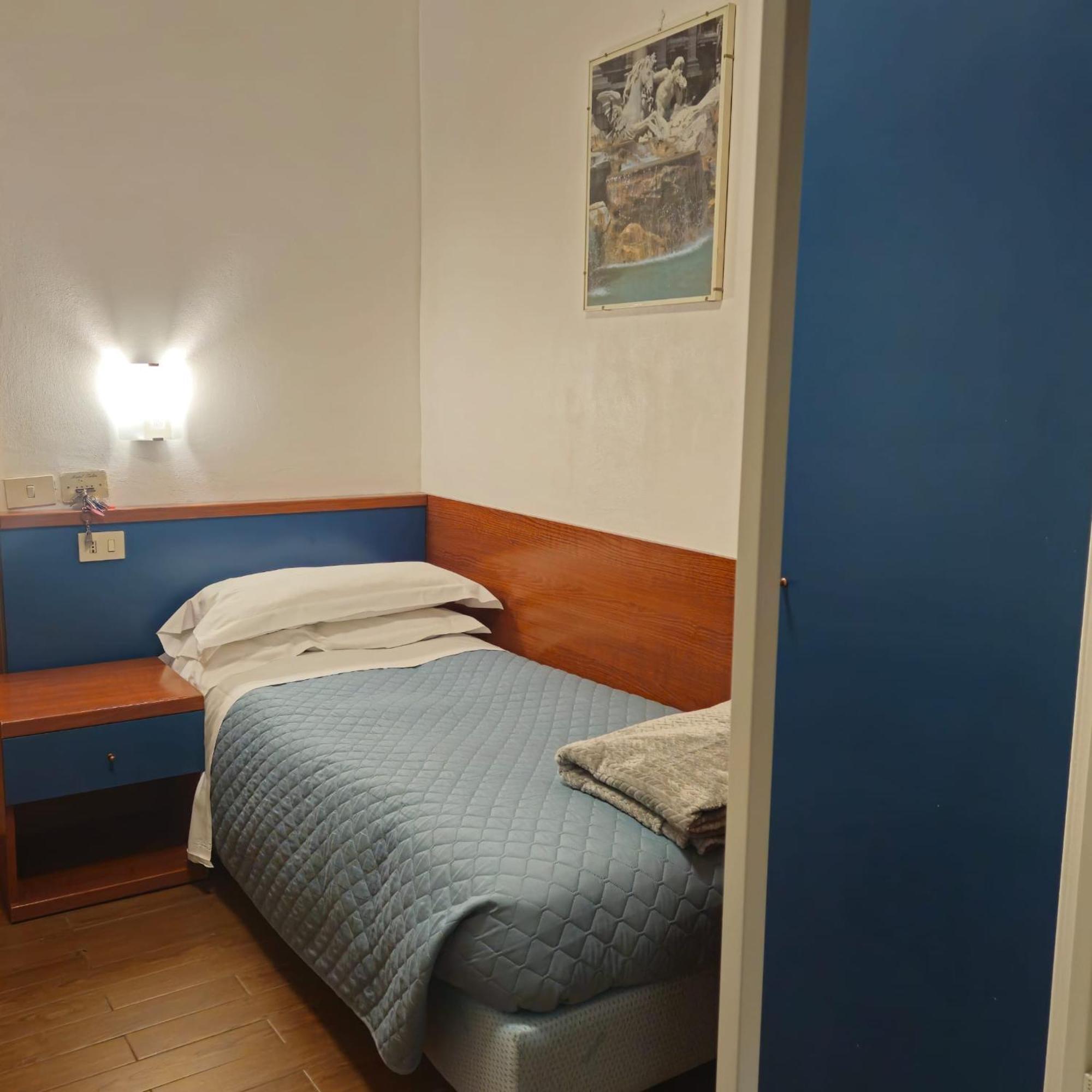 Hotel Julia Roma Eksteriør bilde
