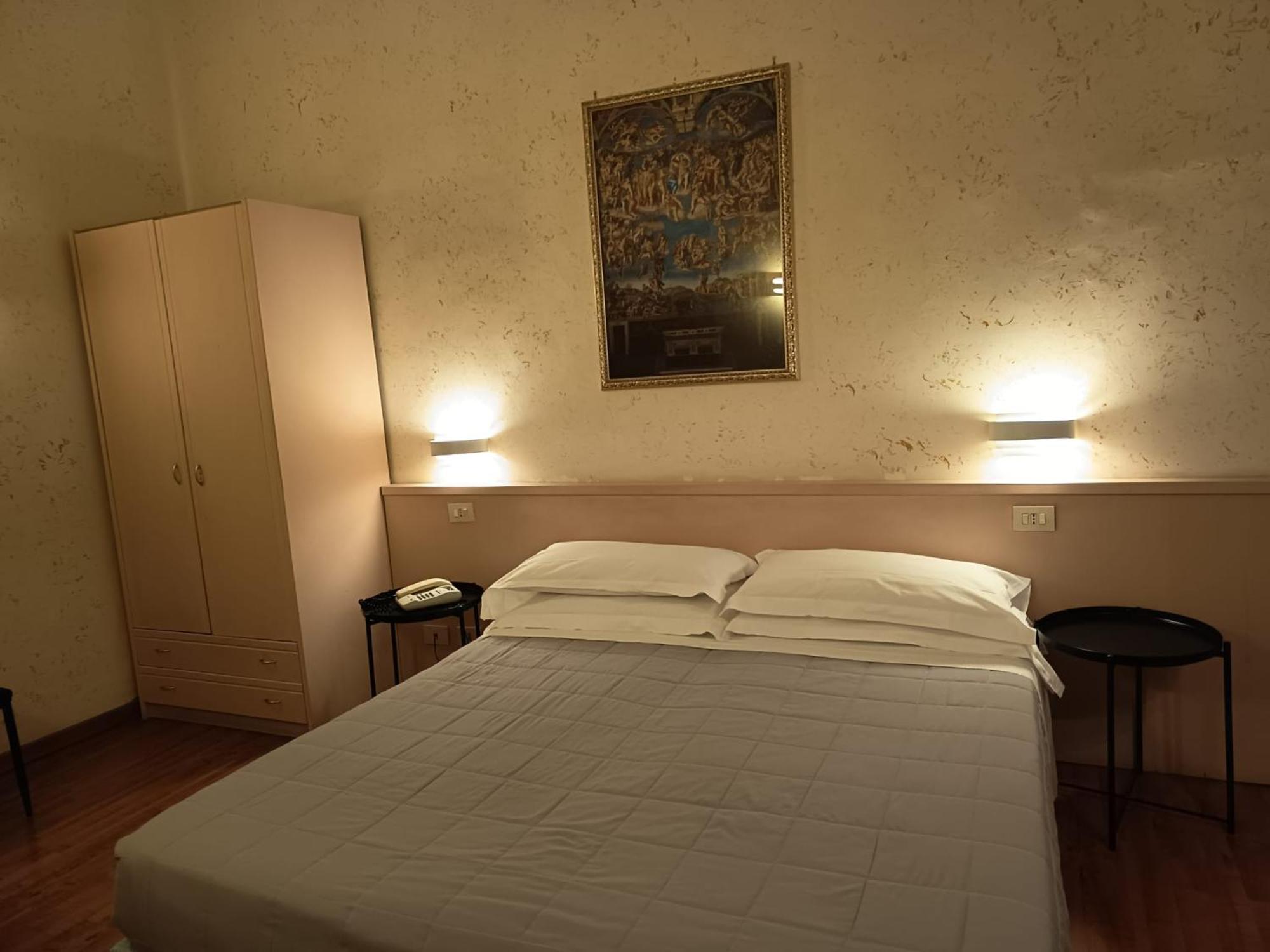 Hotel Julia Roma Eksteriør bilde